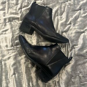 Cole Haan Black Leather Pull On Ankle Boots with Block Heel (Size 6)